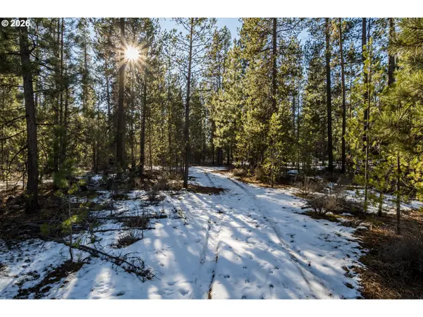 La Pine, OR 97739,15489 RAINBOW CT