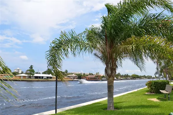 Fort Lauderdale, FL 33308,6201 Bay Club Dr #4