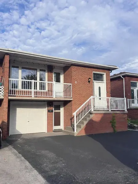 4 Dantek CT, Brampton, ON L6V 3T4