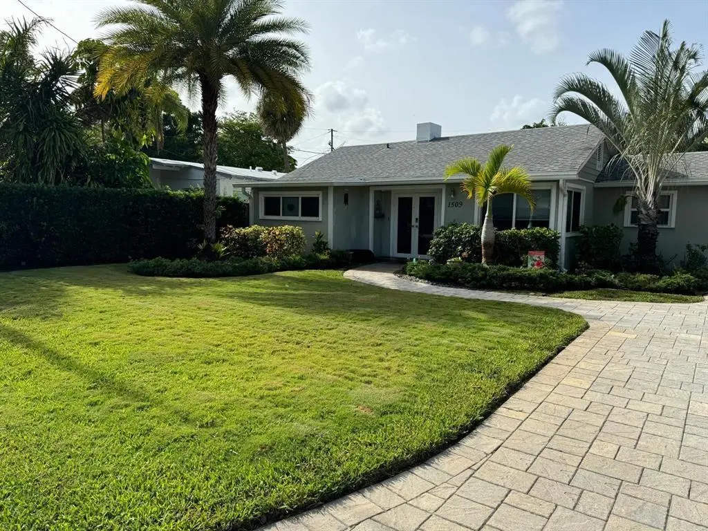 Oakland Park, FL 33334,1509 NE 35th St