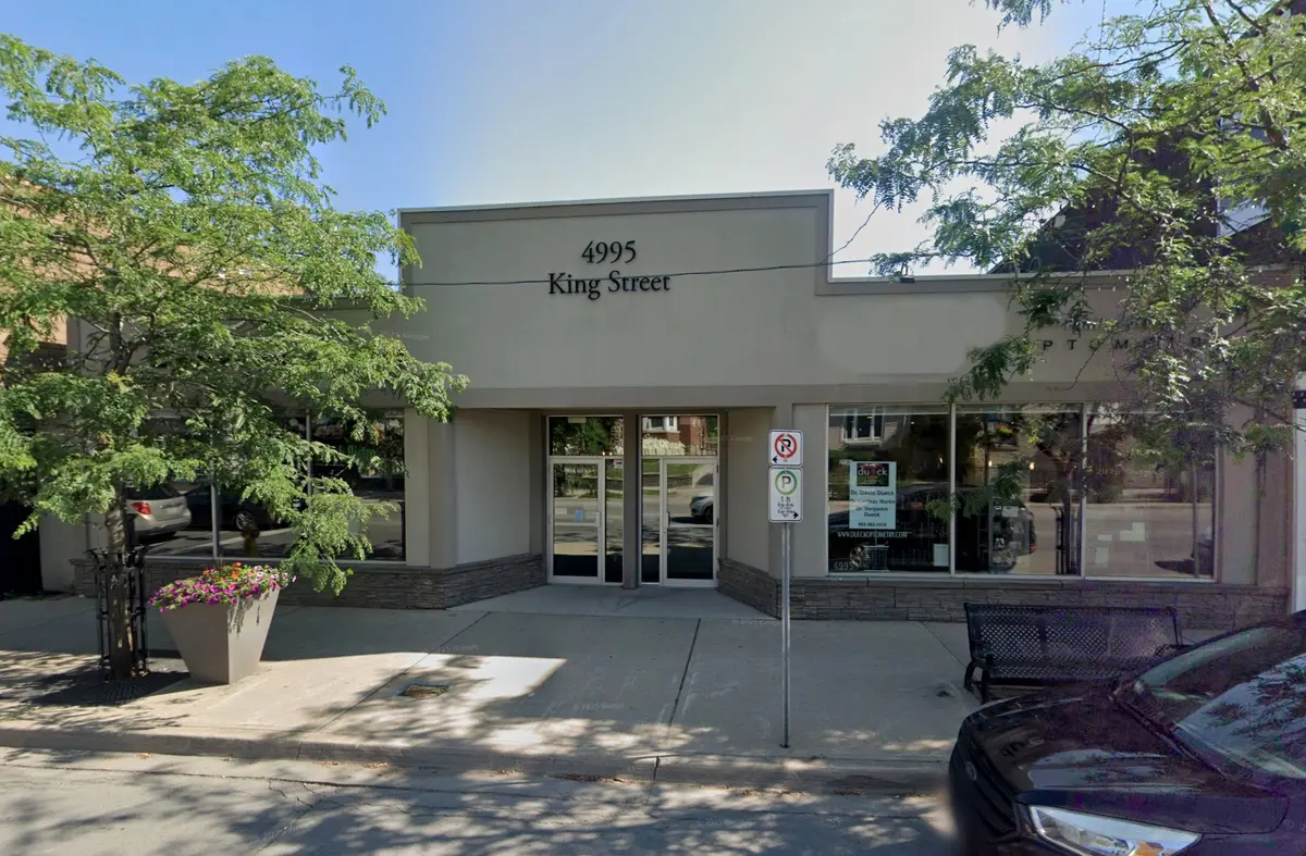 Lincoln, ON L3J 0R5,4995 King ST