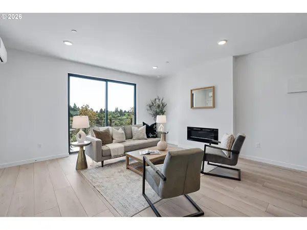 7306 SW 13th DR, Portland, OR 97239