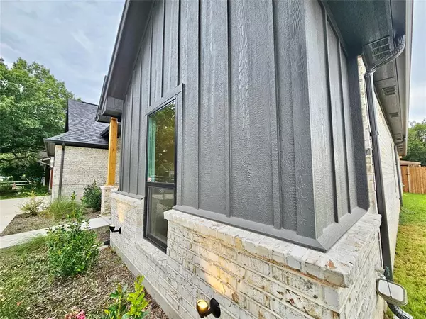 Fort Worth, TX 76109,4713 South Drive