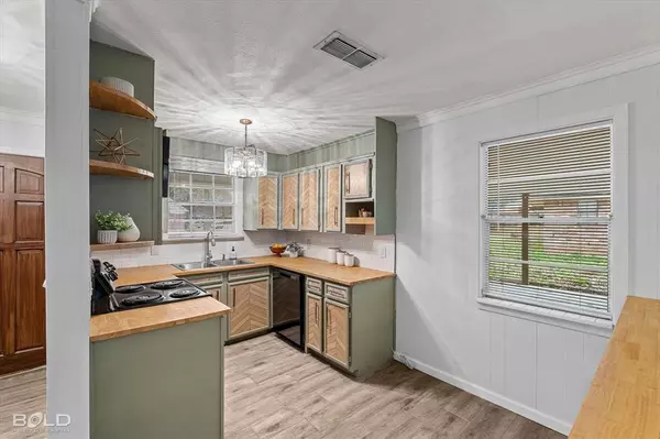 Shreveport, LA 71106,122 Miriam Lane