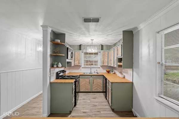 Shreveport, LA 71106,122 Miriam Lane