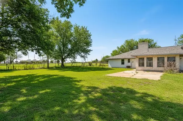 Bonham, TX 75418,2381 E State Highway 56
