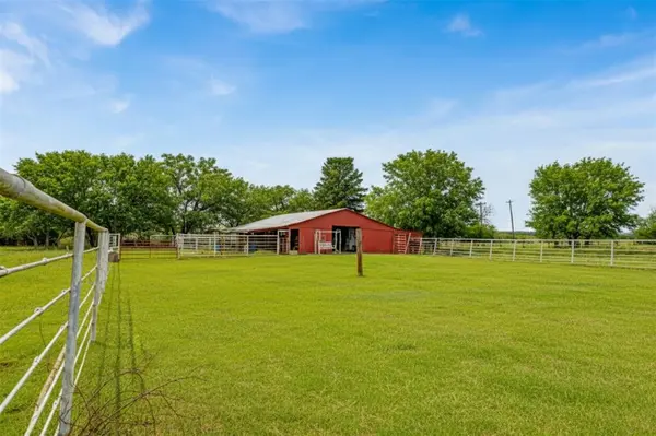 Bonham, TX 75418,2381 E State Highway 56