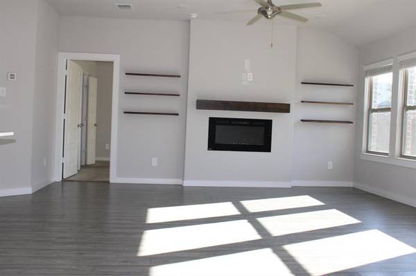 Waxahachie, TX 75165,104 Tioga Circle