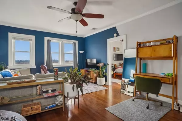 Wood-ridge Boro, NJ 07075,82 Hackensack St #6