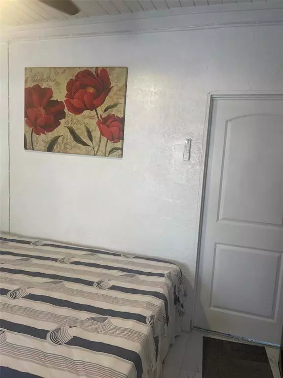 Pembroke Pines, FL 33023,408 SW 68th Ave