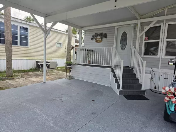 6614 SE 54th LANE, Okeechobee, FL 34974