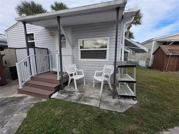 Okeechobee, FL 34974,6614 SE 54th LANE