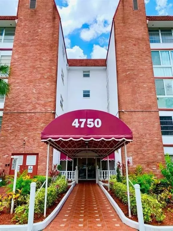 4750 NW 22nd Ct #420, Lauderhill, FL 33313