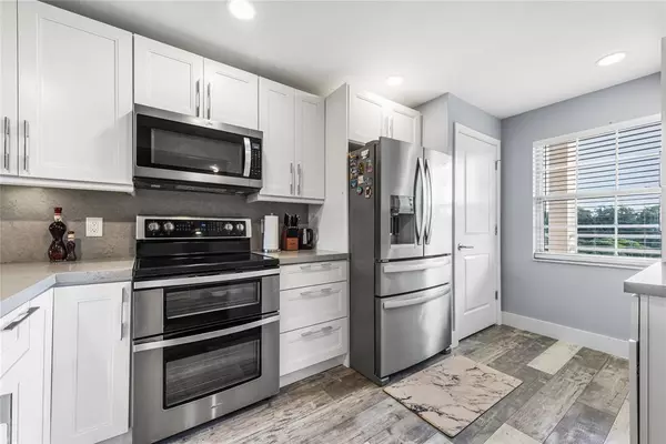 Pompano Beach, FL 33069,535 Oaks Dr #404