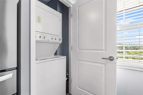 Pompano Beach, FL 33069,535 Oaks Dr #404