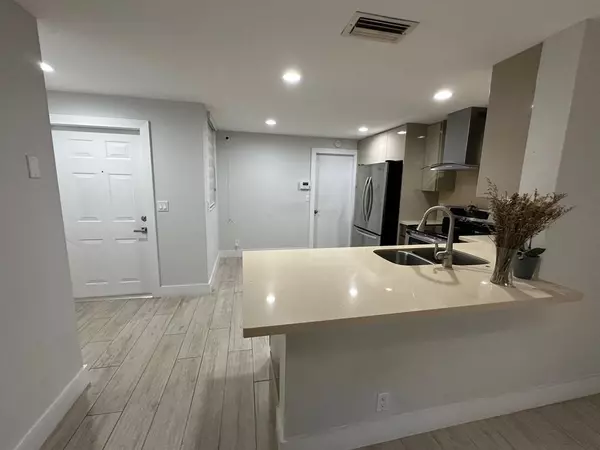 Fort Lauderdale, FL 33327,1394 Barcelona Way