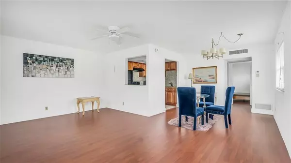 Delray Beach, FL 33446,703 Brittany #O