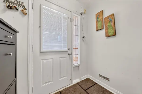 Brampton, ON L6X 5A6,111 Dunlop CT