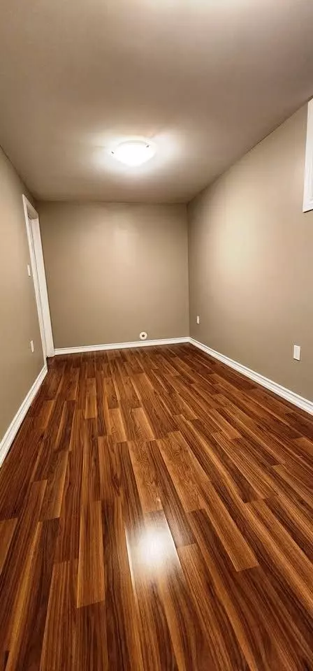 Milton, ON L9T 0Y2,568 Speyer CIR