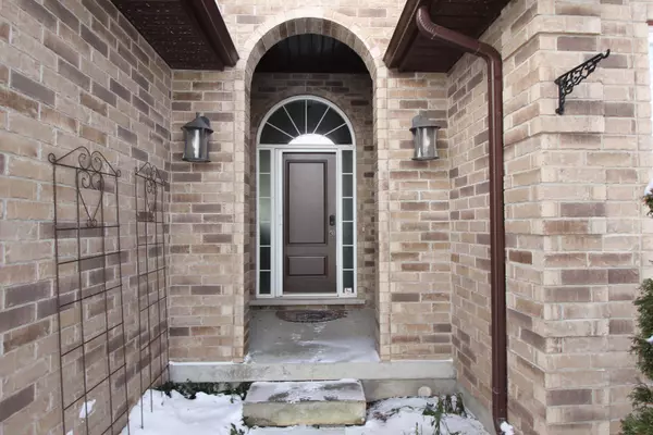 Guelph, ON N1E 0C2,11 Creekside DR