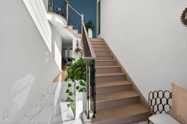 Haldimand, ON N3W 0G1,12 Rainbow DR