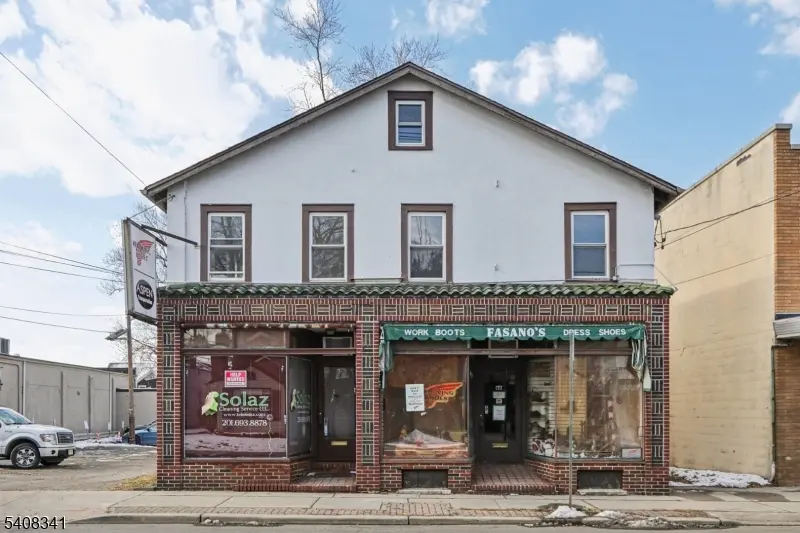 66 N Washington Ave #1, Bergenfield Boro, NJ 07621