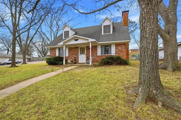 231 Ross Avenue, Denison, TX 75020