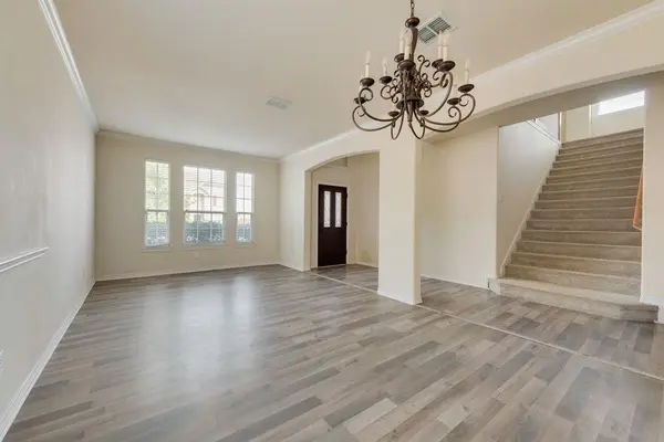 Burleson, TX 76028,851 Grant Street