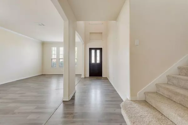 Burleson, TX 76028,851 Grant Street