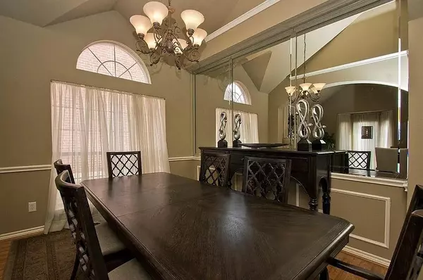 Rowlett, TX 75089,10118 St. George's Drive