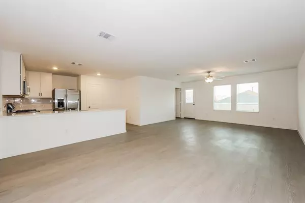 Benbrook, TX 76108,2741 Center Creek