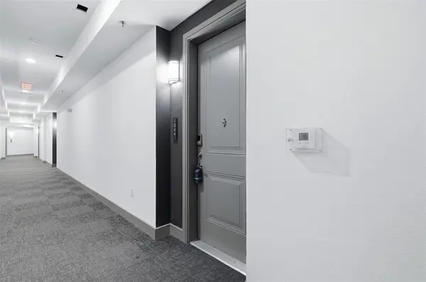 Carrollton, TX 75007,2700 Old Denton Road #1044