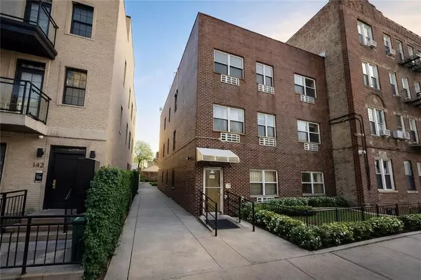 Brooklyn, NY 11204,140 Avenue O #2RR