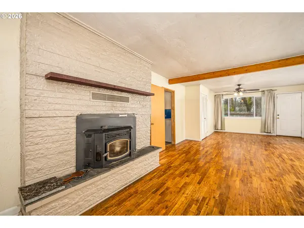 92133 MARCOLA RD, Marcola, OR 97454