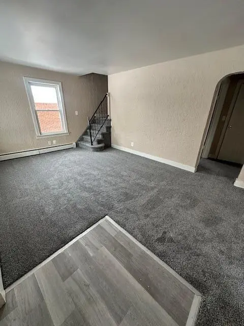 Dearborn Heights, MI 48127,5718 Fenton ST