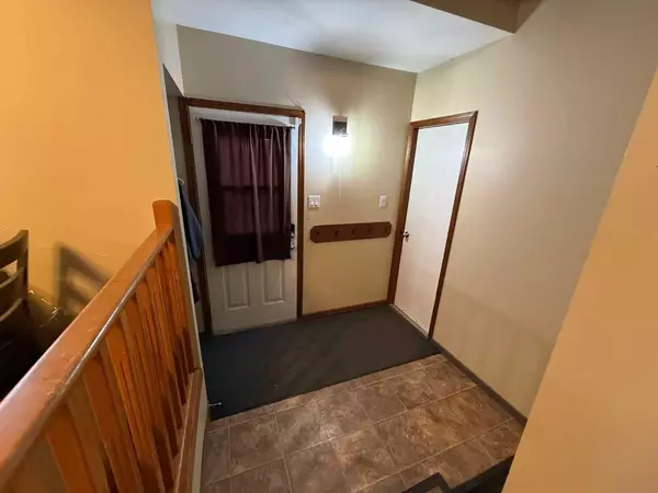 High Level, AB T0H 1Z0,10402 101 ST