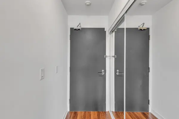 105 George ST #410, Toronto C08, ON M5A 0L4