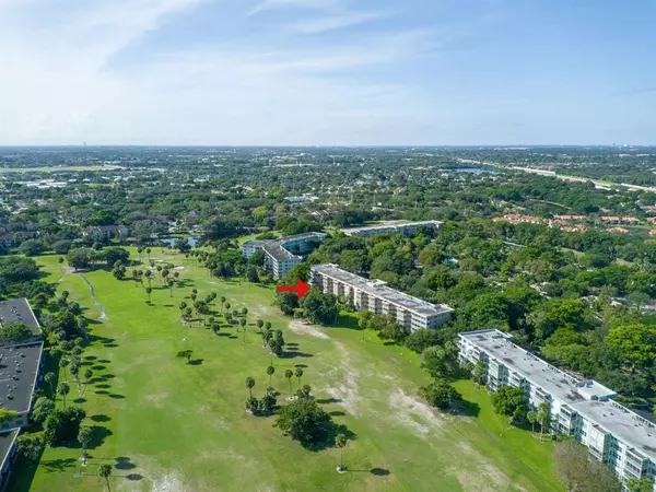 Pompano Beach, FL 33069,804 Cypress Grove Ln #302