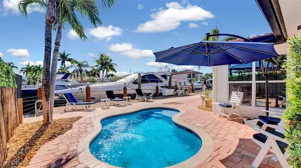 Pompano Beach, FL 33062,2524 SE 9th St