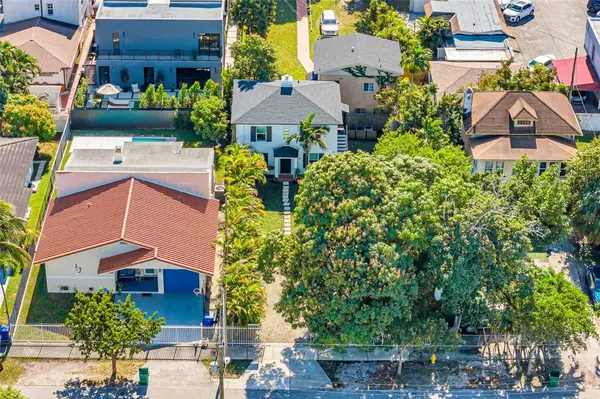 Miami, FL 33145,2612 SW 19th Ter