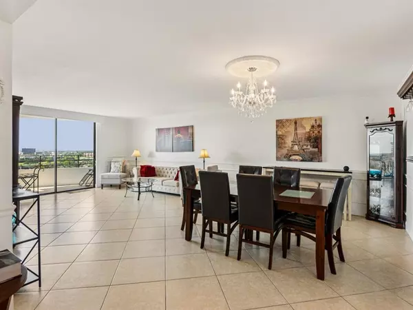 Hallandale Beach, FL 33009,600 Three Islands Blvd #1106