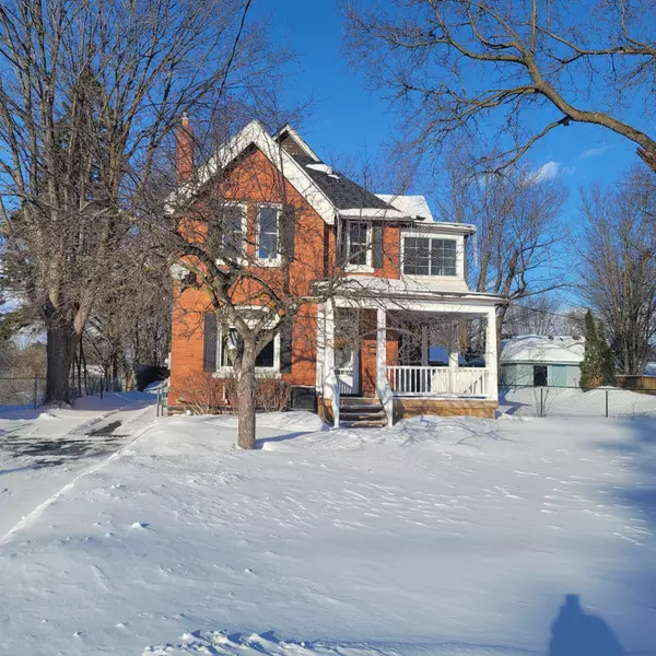 55 Burton AVE, Barrie, ON L4N 2R5