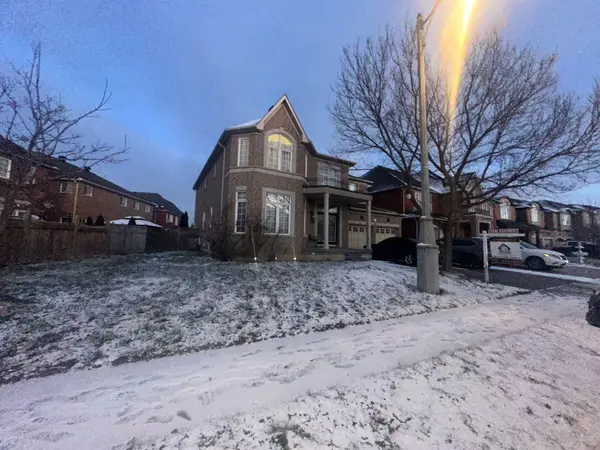 Brampton, ON L6R 3H4,11 Pine Landing TRL #Basement