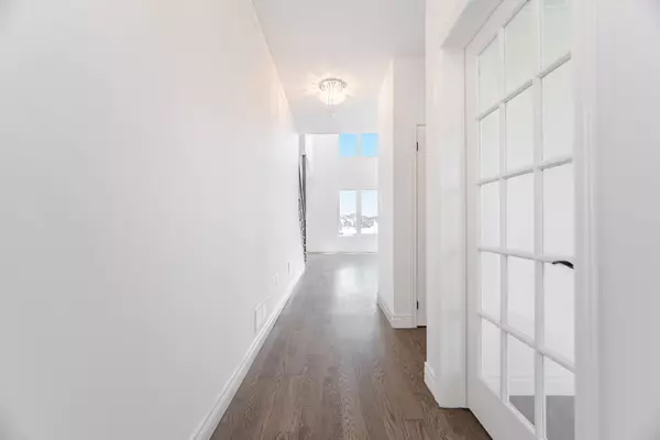 East Luther Grand Valley, ON L9W 5S4,3 STUCKEY LN