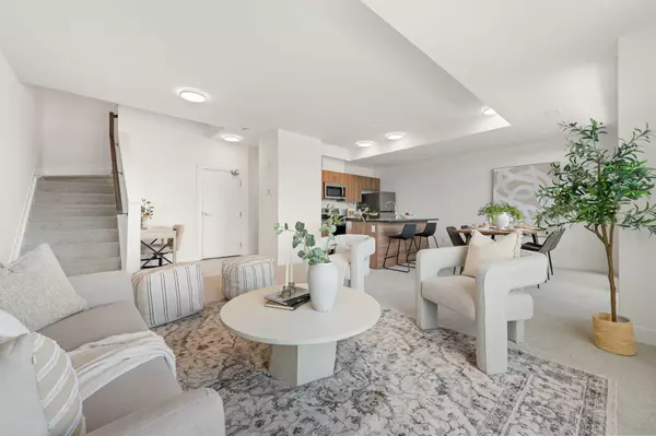 Barrhaven, ON K2J 4S3,1005 Silhouette Private