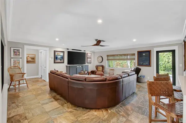 Pompano Beach, FL 33062,707 SE 25th Ave