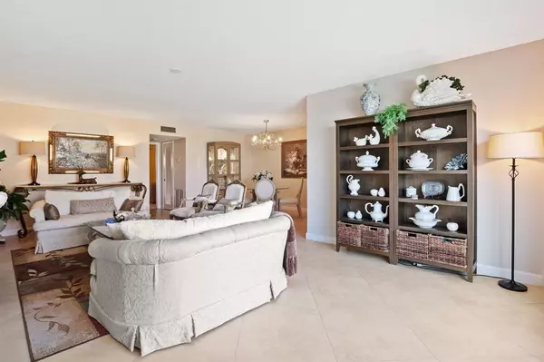 Delray Beach, FL 33445,162 High Point Blvd #B