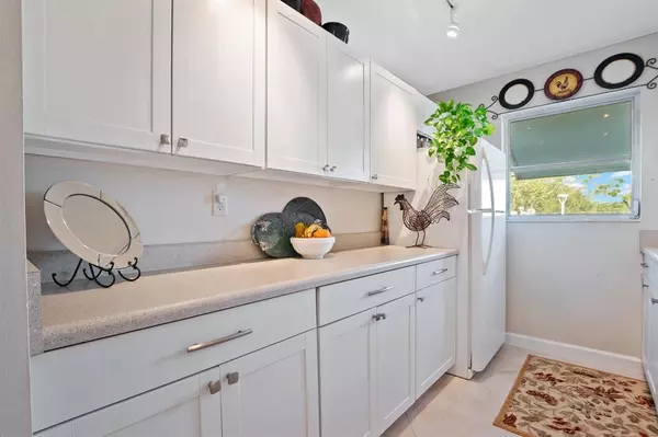 Delray Beach, FL 33445,162 High Point Blvd #B