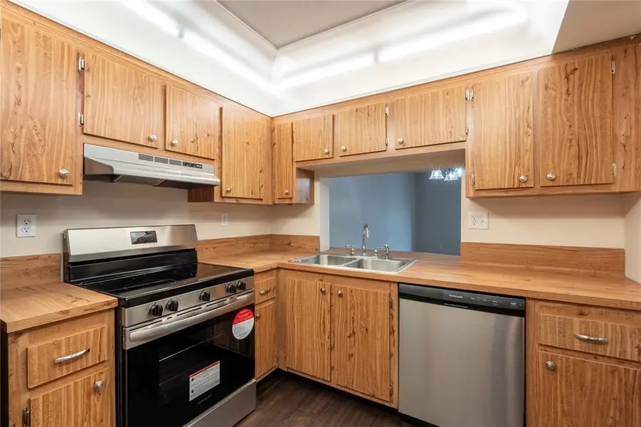 3720 N Pine Island Rd #436, Sunrise, FL 33351