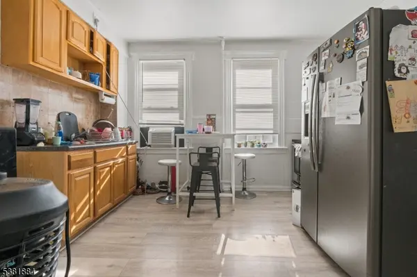 Elizabeth City, NJ 07202,220 Palmer St